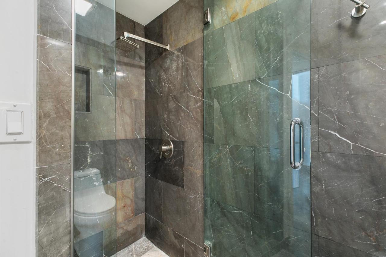 Upscale Modern Villa Private W Terrace In Bahia Mar Beachfront Resort, Heated Pool! South Padre Island Exteriör bild